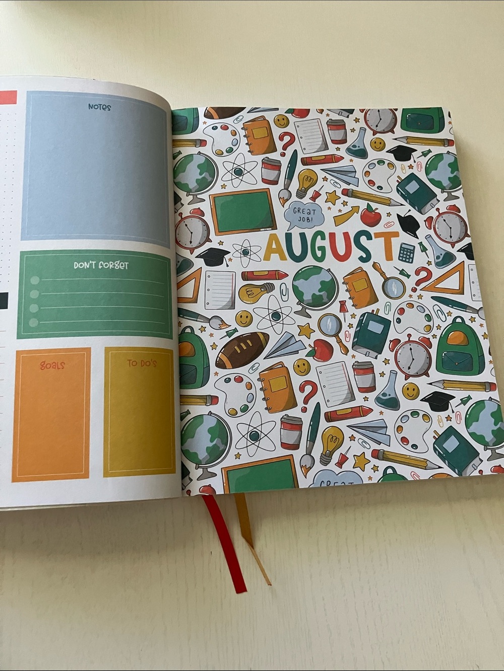 The Creative Expert 17 Month Bound Planner August 2026 - December 2027 (NWT) - Picture 9 of 16